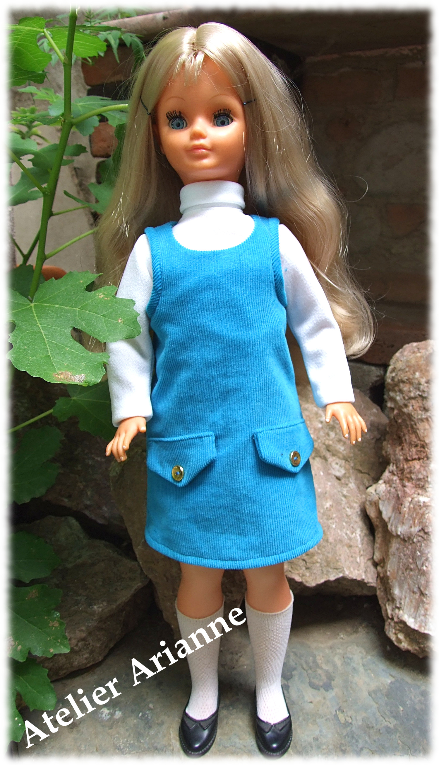 Poupée Bella Betsie – caractéristique, tenue, chaussures et boîte d’origine — Poupée Bella Betsie – caractéristique, tenue, chaussures et boîte d’origine — document original du blog, vue 2 — vue 2.