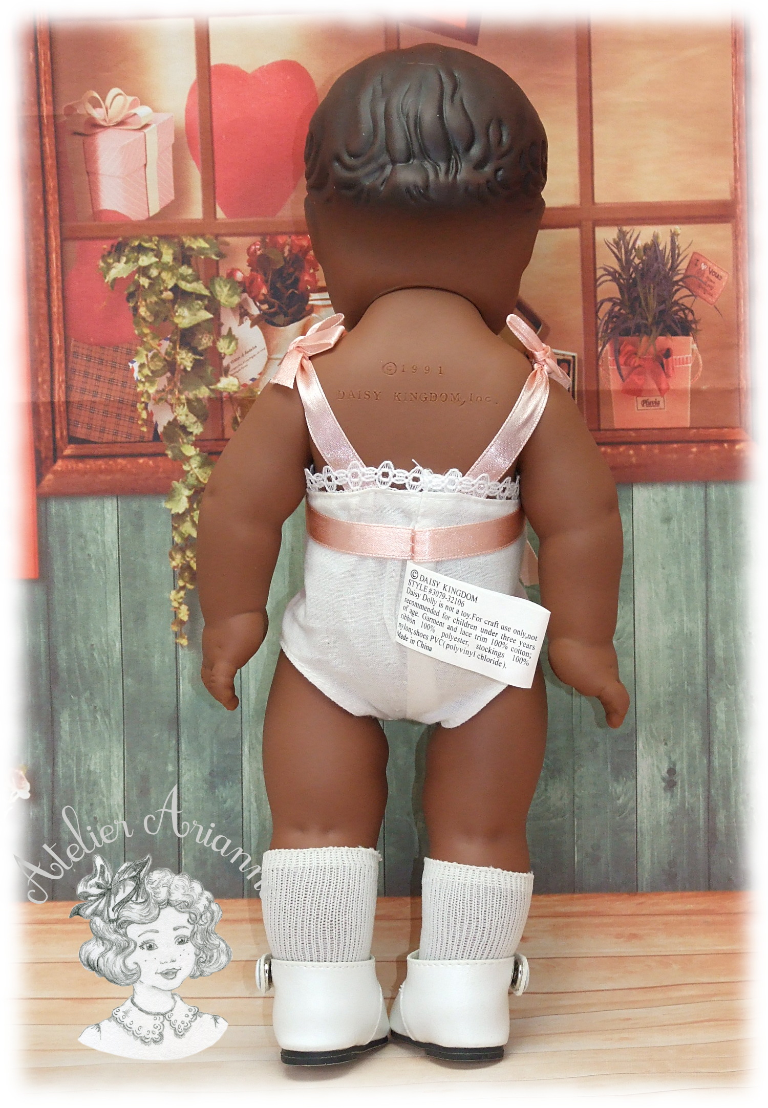 DAISY BABY- LE CADET DE LA FAMILLE DAISY KINGDOM — DAISY BABY- LE CADET DE LA FAMILLE DAISY KINGDOM — document original du blog, vue 3 — vue 3.