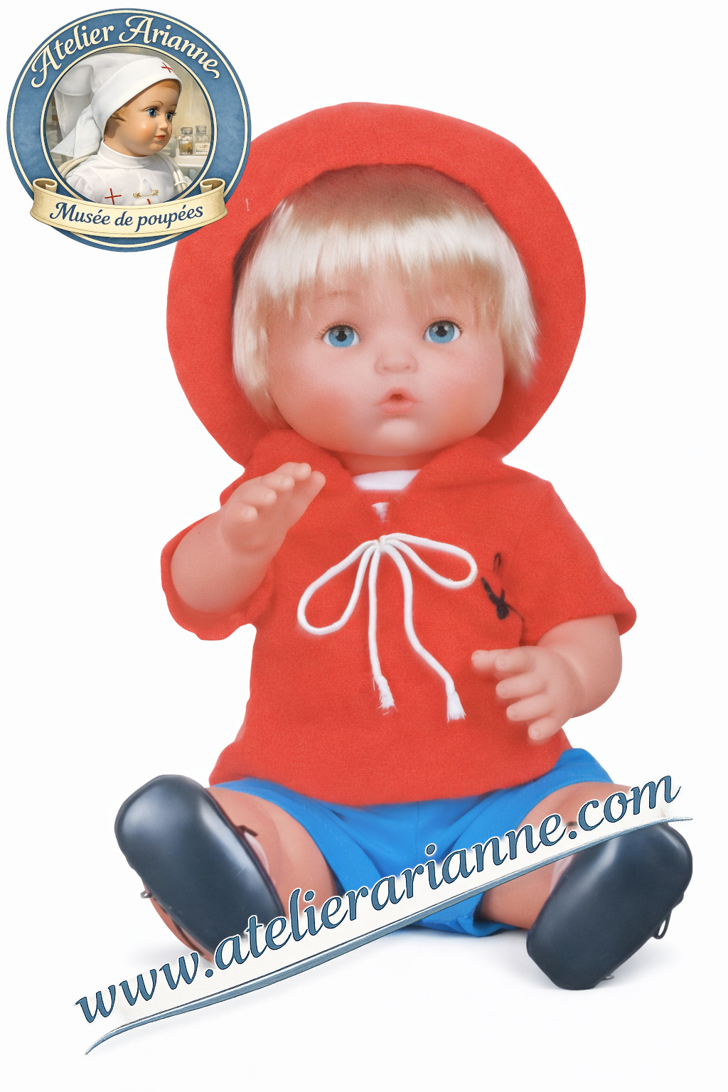 Tenue Nenuco 80450 – ensemble avec sweat rouge à capuche (Famosa) — Tenue Nenuco 80450 – ensemble avec sweat rouge à capuche (Famosa) — document original du blog, vue 1 — vue 1.