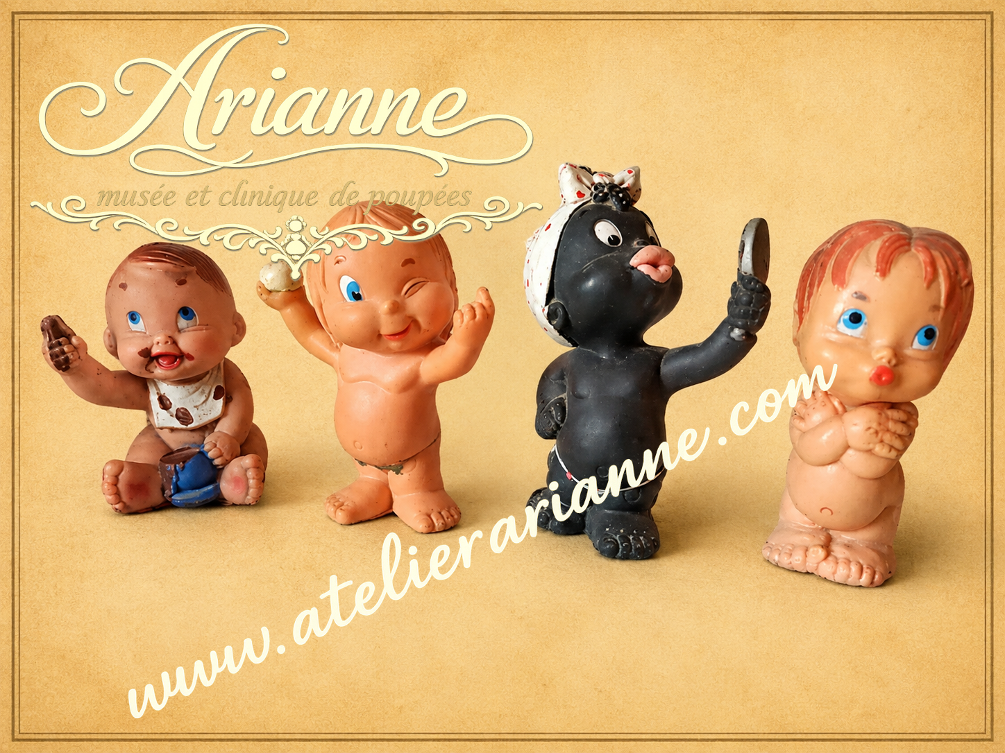 Les pouëts-pouëts anciens : petits jouets sonores, grande histoire de l’enfance — Pouëts-pouëts anciens de la collection partagée par Mouchette : petits jouets sonores du XXe siècle, en matières souples, présentés pour les archives du musée Atelier Arianne — vue 2.