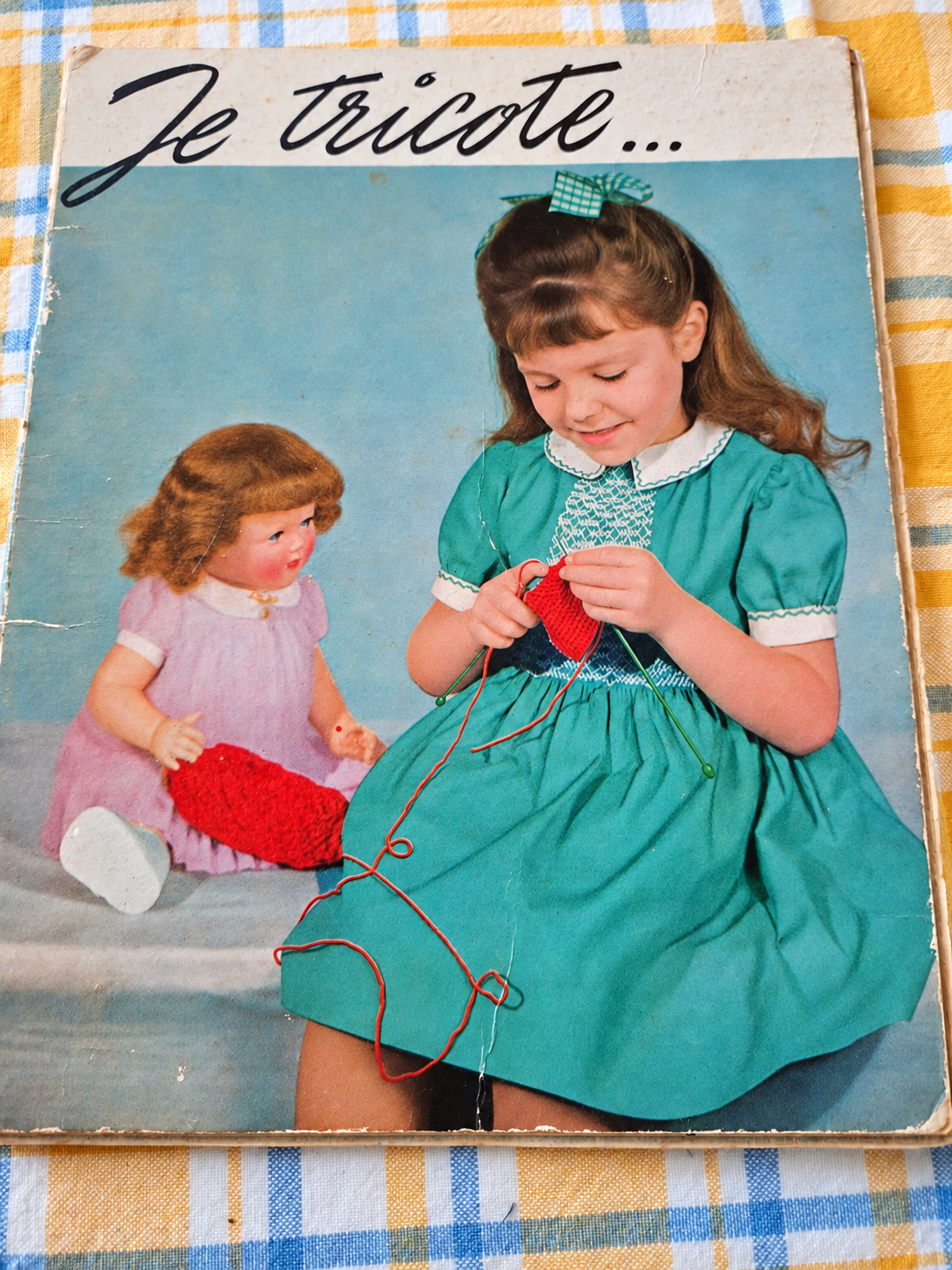 Je tricote… : brochure de 1951 avec une poupée Raynal — collection de Régine — Couverture de Je tricote… — collection de Régine — vue 1.